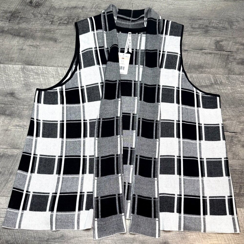 Leo & Nicole Sweater Vest Womens Plus 2X Buffalo Plaid Sleeveless Open Front NEW